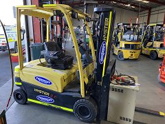 Used equipment: Hyster J2.0XN