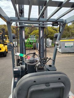 Used equipment: Nissan PL02A25U Forklift