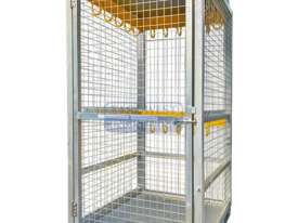 Rigging storage cage